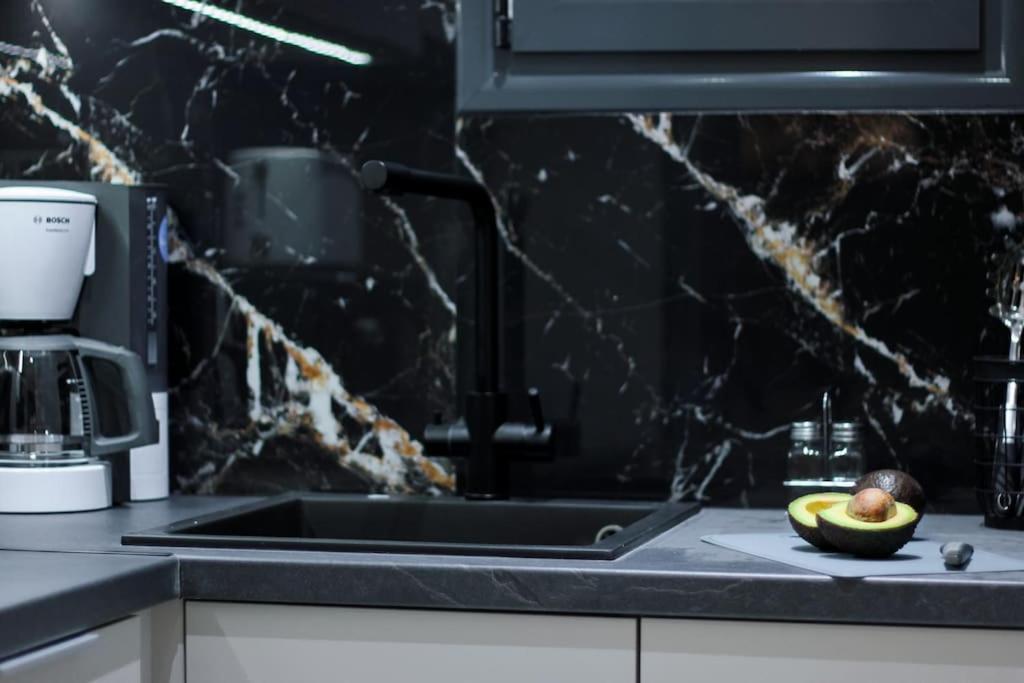 Lucky Central Home #22 Vipgreece Афины Экстерьер фото